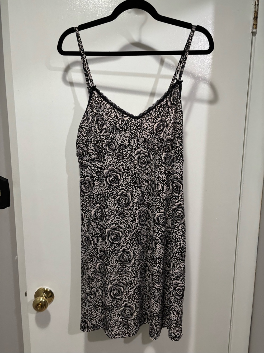 Marilyn Monroe Black & White Animal Floral Lace Camisole